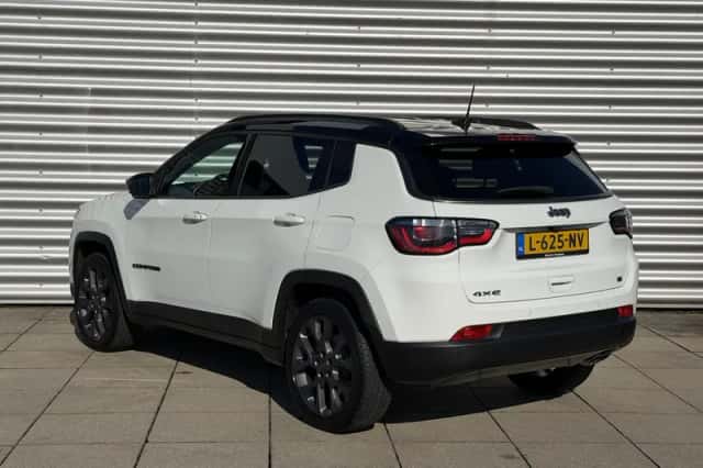 Jeep Compass (2021) thumbnail 4
