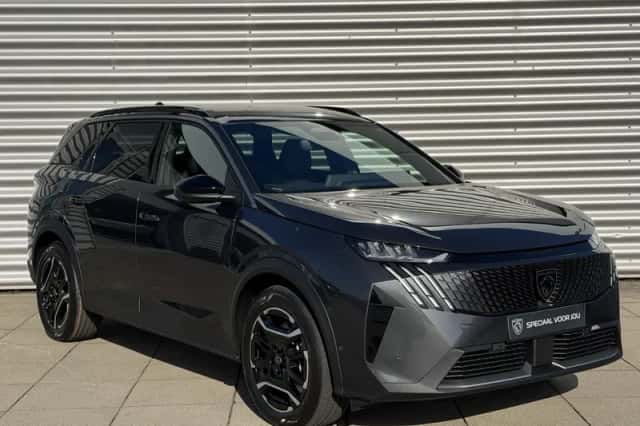 Peugeot E-5008 (2026) thumbnail 3