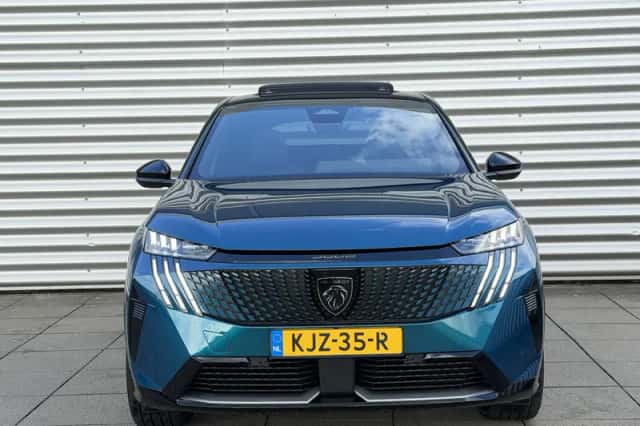Peugeot e-3008 (2026) thumbnail 2