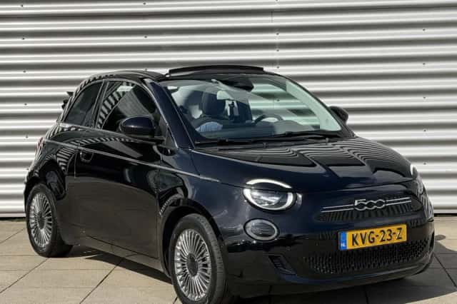 Fiat 500C (2023) thumbnail 4
