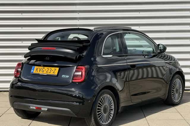 Fiat 500C (2023) thumbnail 6