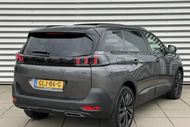 Peugeot 5008 (2024) thumbnail 5