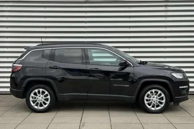 Jeep Compass (2021) thumbnail 4