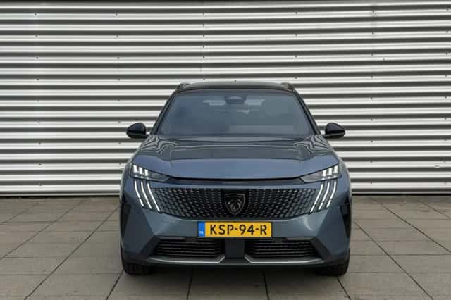 Peugeot 5008 (2026) thumbnail 2