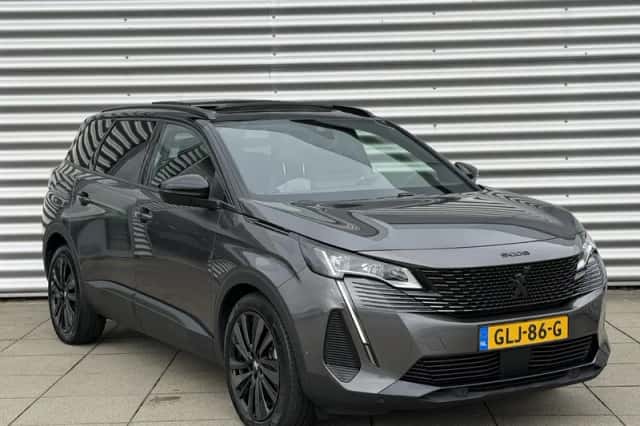 Peugeot 5008 (2024) thumbnail 3