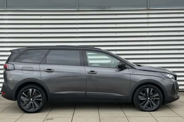 Peugeot 5008 (2024) thumbnail 4