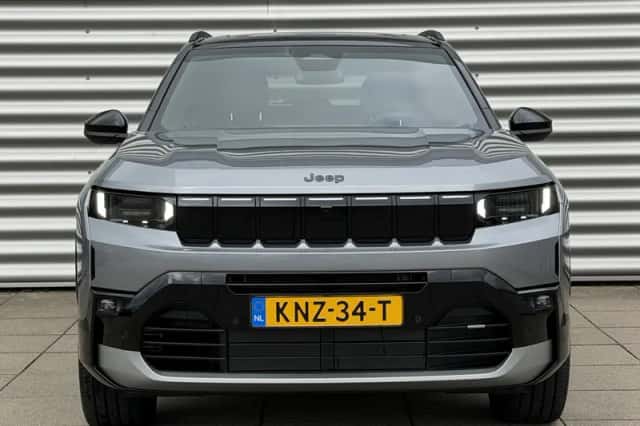 Jeep Compass (2026) thumbnail 2