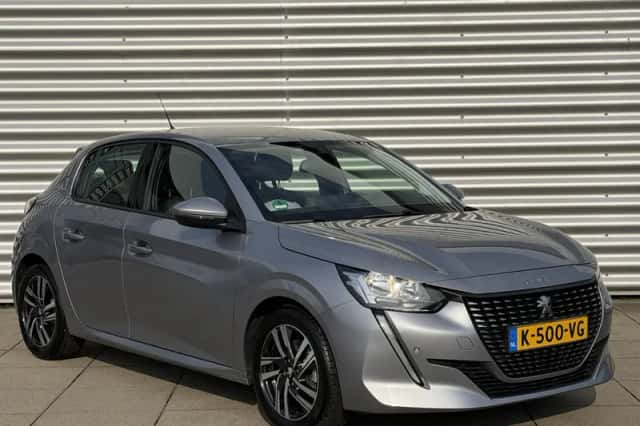 Peugeot 208 (2020) thumbnail 3