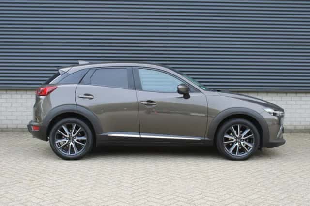 Mazda CX-3 (2018) thumbnail 5