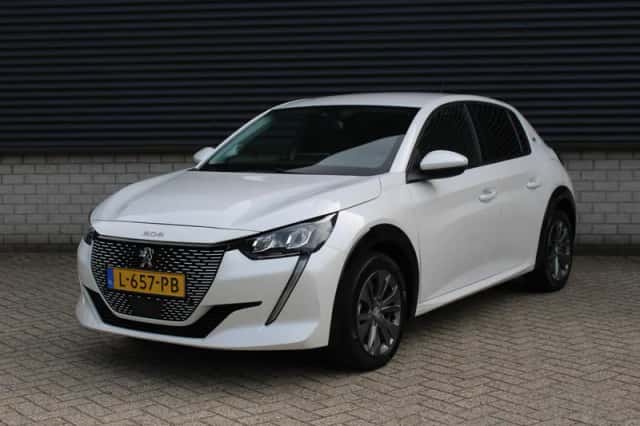 Peugeot e-208 (2021) thumbnail 2