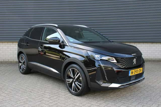 Peugeot 3008 (2022) thumbnail 4