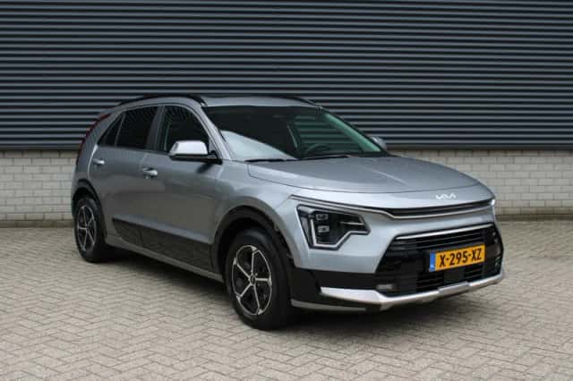 Kia Niro (2024) thumbnail 4