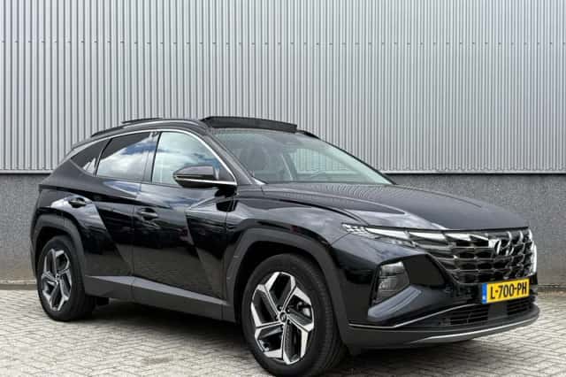 Hyundai Tucson (2021) thumbnail 3