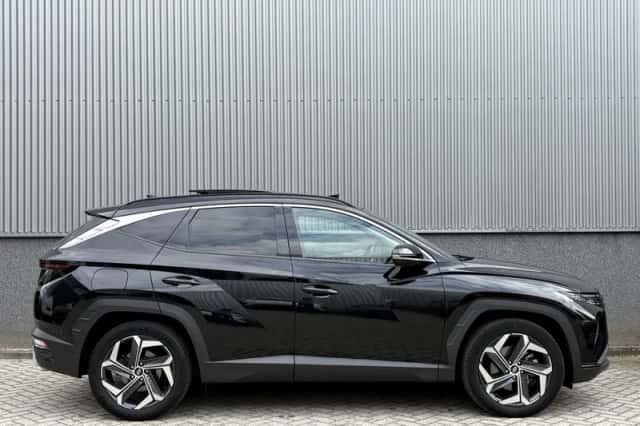 Hyundai Tucson (2021) thumbnail 4