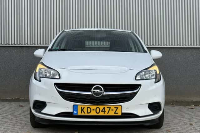 Opel Corsa (2016) thumbnail 2