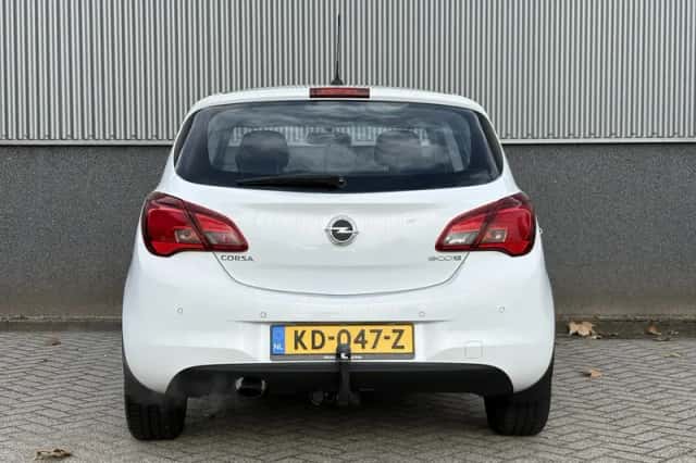 Opel Corsa (2016) thumbnail 6