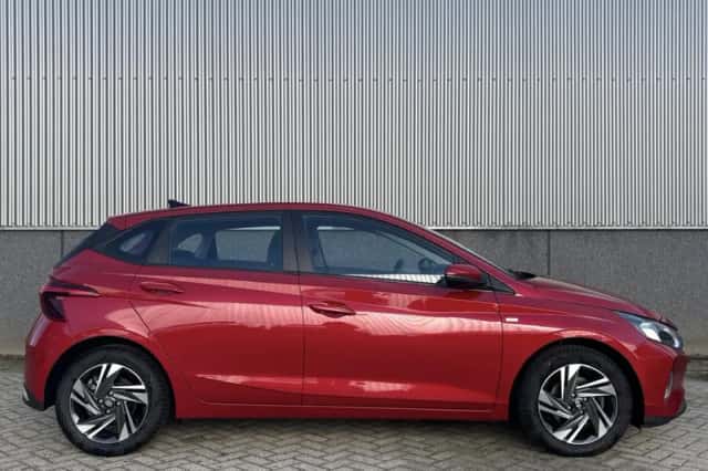 Hyundai i20 (2022) thumbnail 4