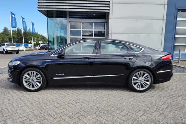 Ford Mondeo (2019) thumbnail 4