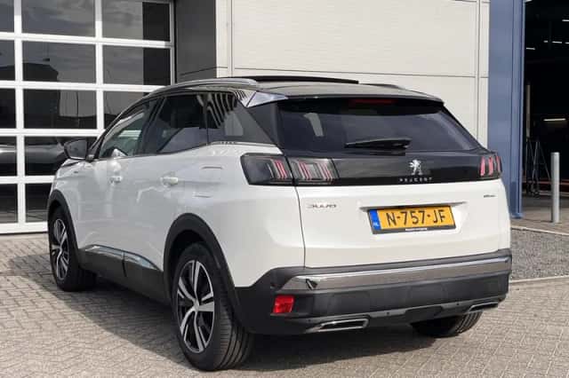Peugeot 3008 (2021) thumbnail 6