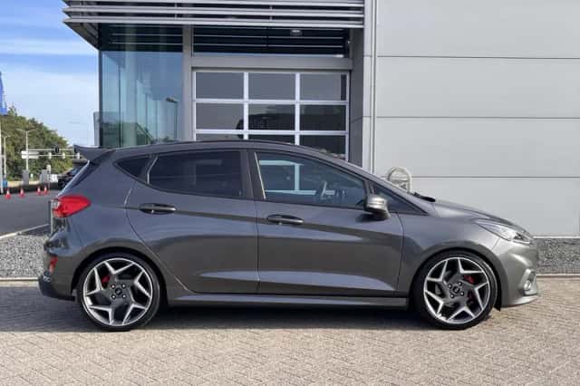 Ford Fiesta (2018) thumbnail 4