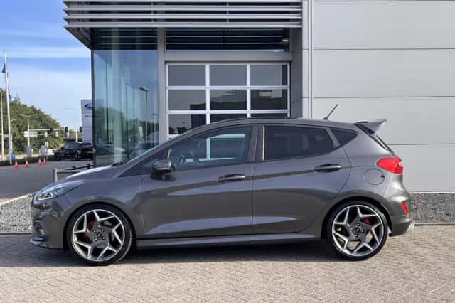 Ford Fiesta (2018) thumbnail 5