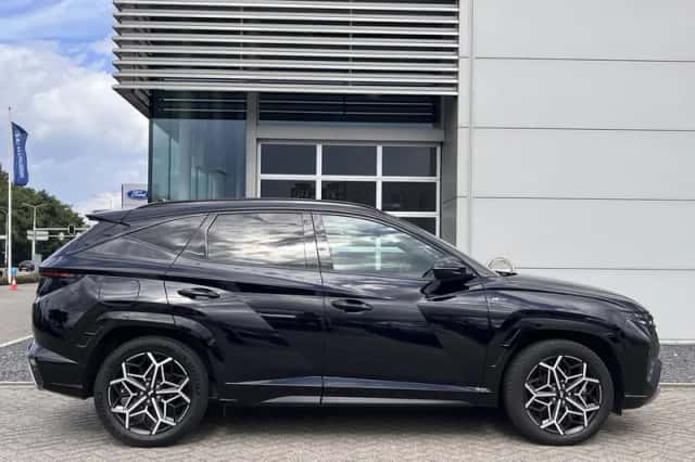Hyundai Tucson (2022) thumbnail 4