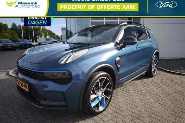 Lynk & Co 01 (2023) thumbnail 1