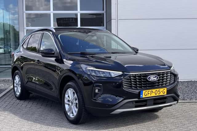 Ford Kuga (2024) thumbnail 3