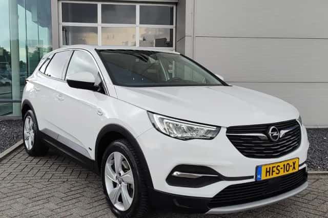 Opel Grandland X (2021) thumbnail 2