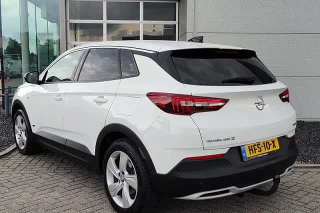 Opel Grandland X (2021) thumbnail 4