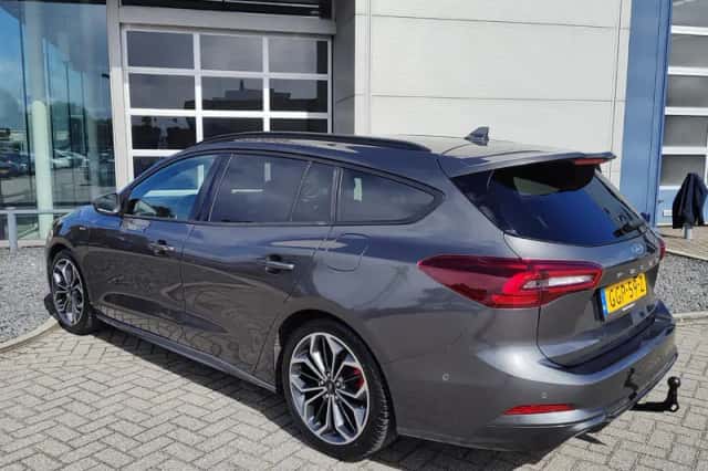 Ford Focus (2024) thumbnail 4
