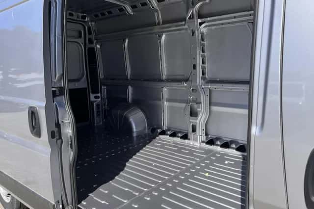 Peugeot Boxer (2024) thumbnail 5