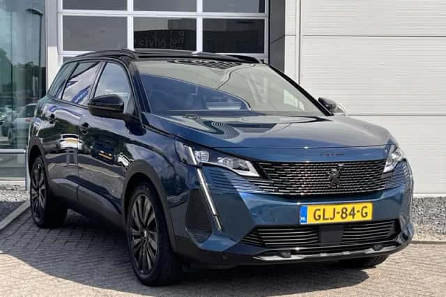 Peugeot 5008 (2024) thumbnail 4