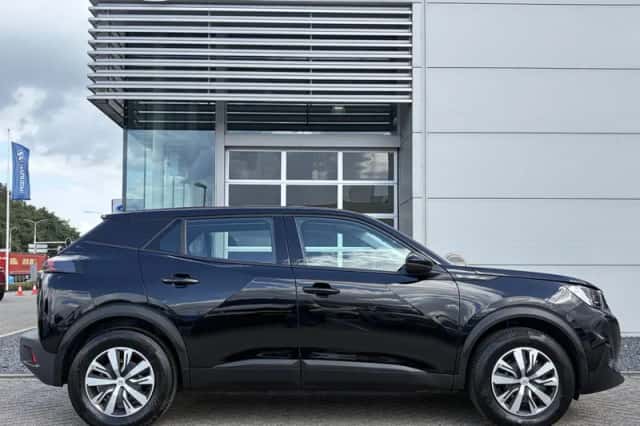Peugeot e-2008 (2022) thumbnail 6