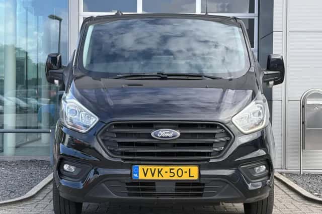 Ford Transit Custom (2023) thumbnail 2