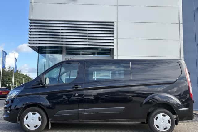 Ford Transit Custom (2023) thumbnail 5