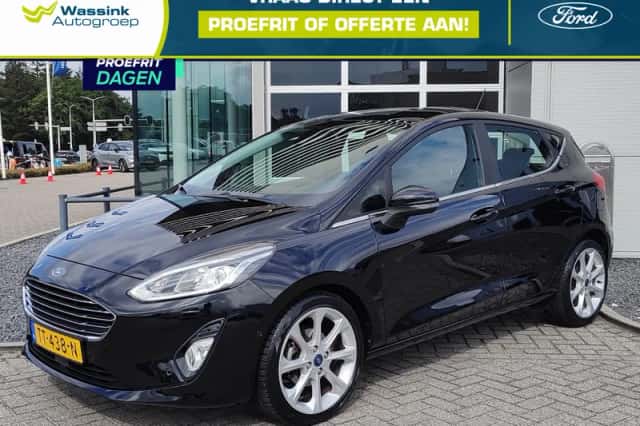 Ford Fiesta (2018) thumbnail 1