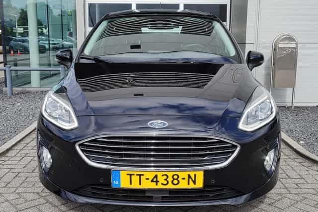 Ford Fiesta (2018) thumbnail 3
