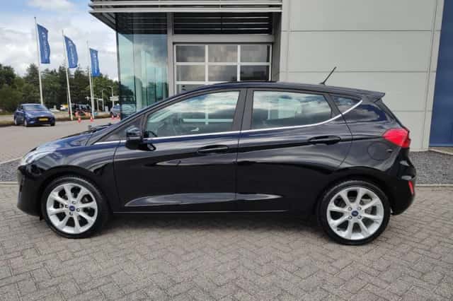 Ford Fiesta (2018) thumbnail 5