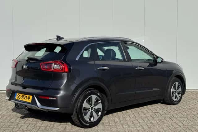 Kia Niro (2018) thumbnail 5