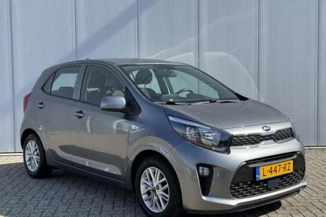Kia Picanto (2021) thumbnail 3