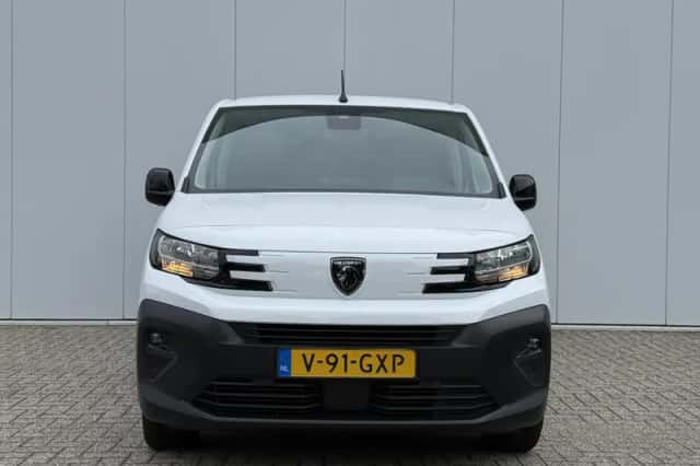 Peugeot Partner (2024) thumbnail 2