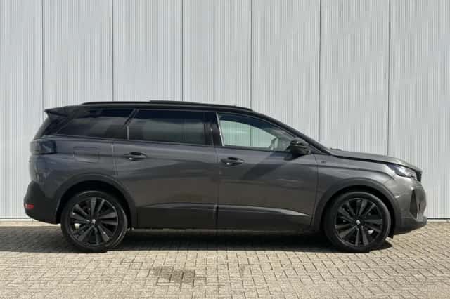 Peugeot 5008 (2024) thumbnail 5