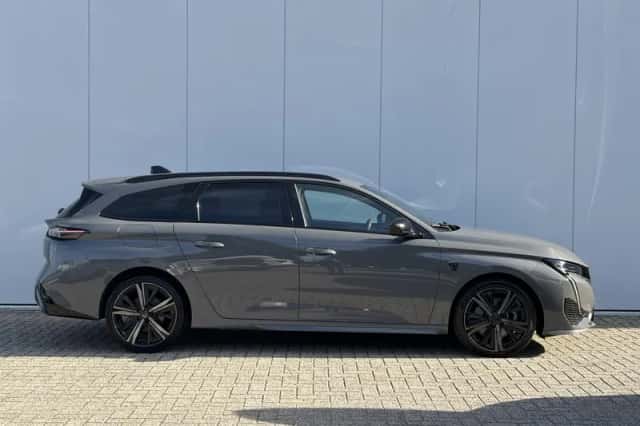 Peugeot 308 (2023) thumbnail 4