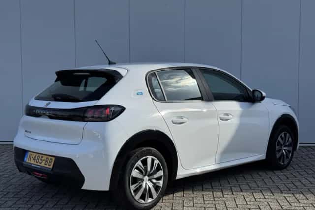 Peugeot e-208 (2021) thumbnail 5