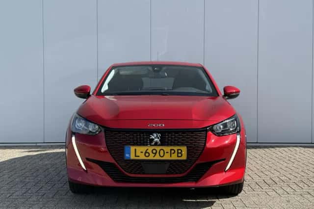 Peugeot e-208 (2021) thumbnail 3