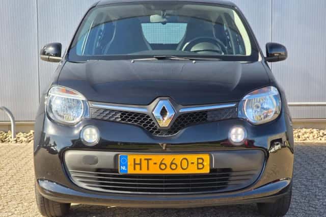 Renault Twingo (2016) thumbnail 2