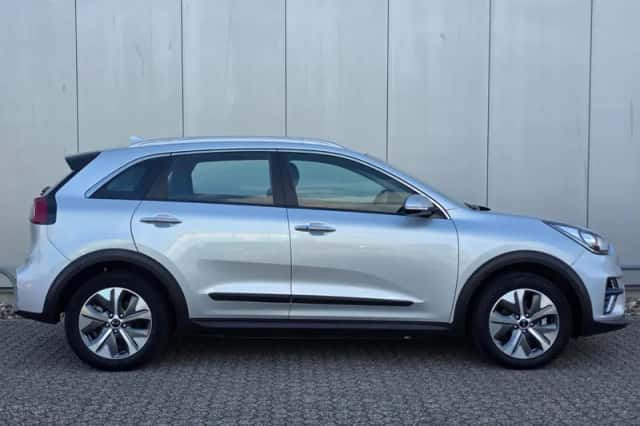 Kia Niro EV (2019) thumbnail 4