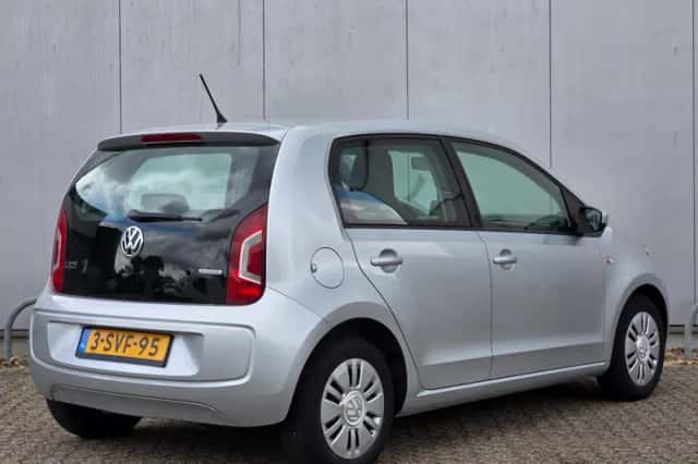 Volkswagen Up! (2013) thumbnail 6