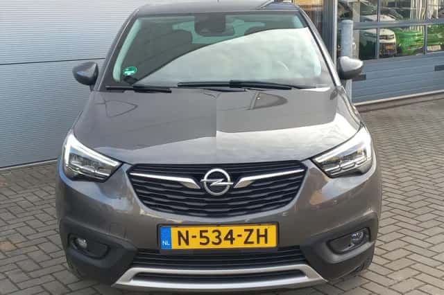 Opel Crossland X (2020) thumbnail 2